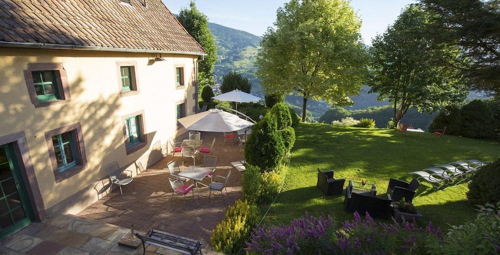 Hotel Restaurant Les Alisiers Lapoutroie Dış mekan fotoğraf