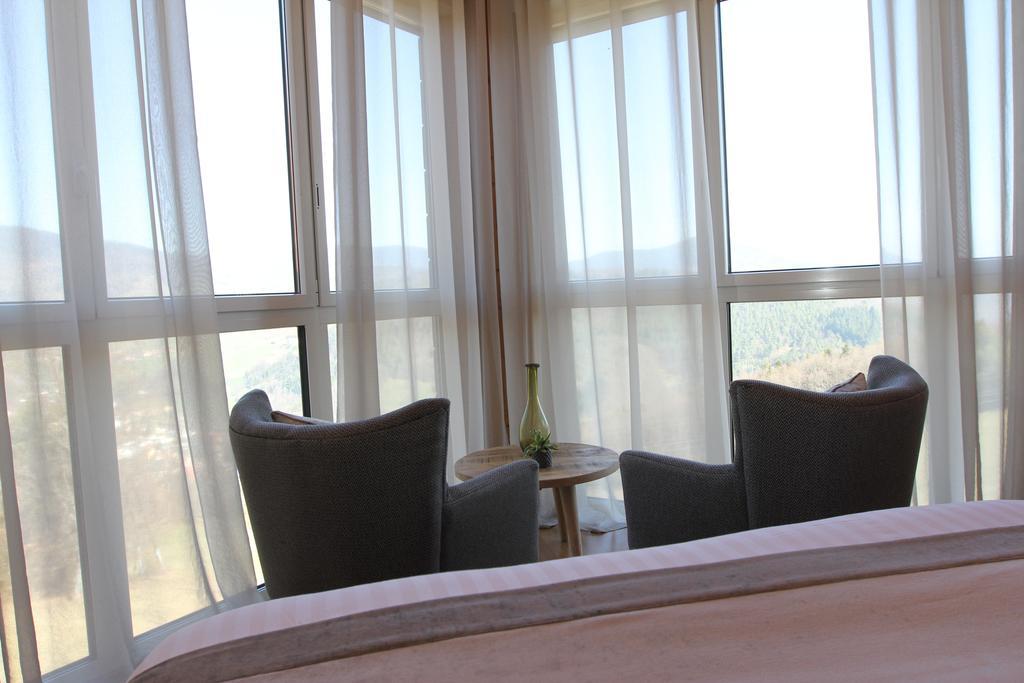 Hotel Restaurant Les Alisiers Lapoutroie Dış mekan fotoğraf